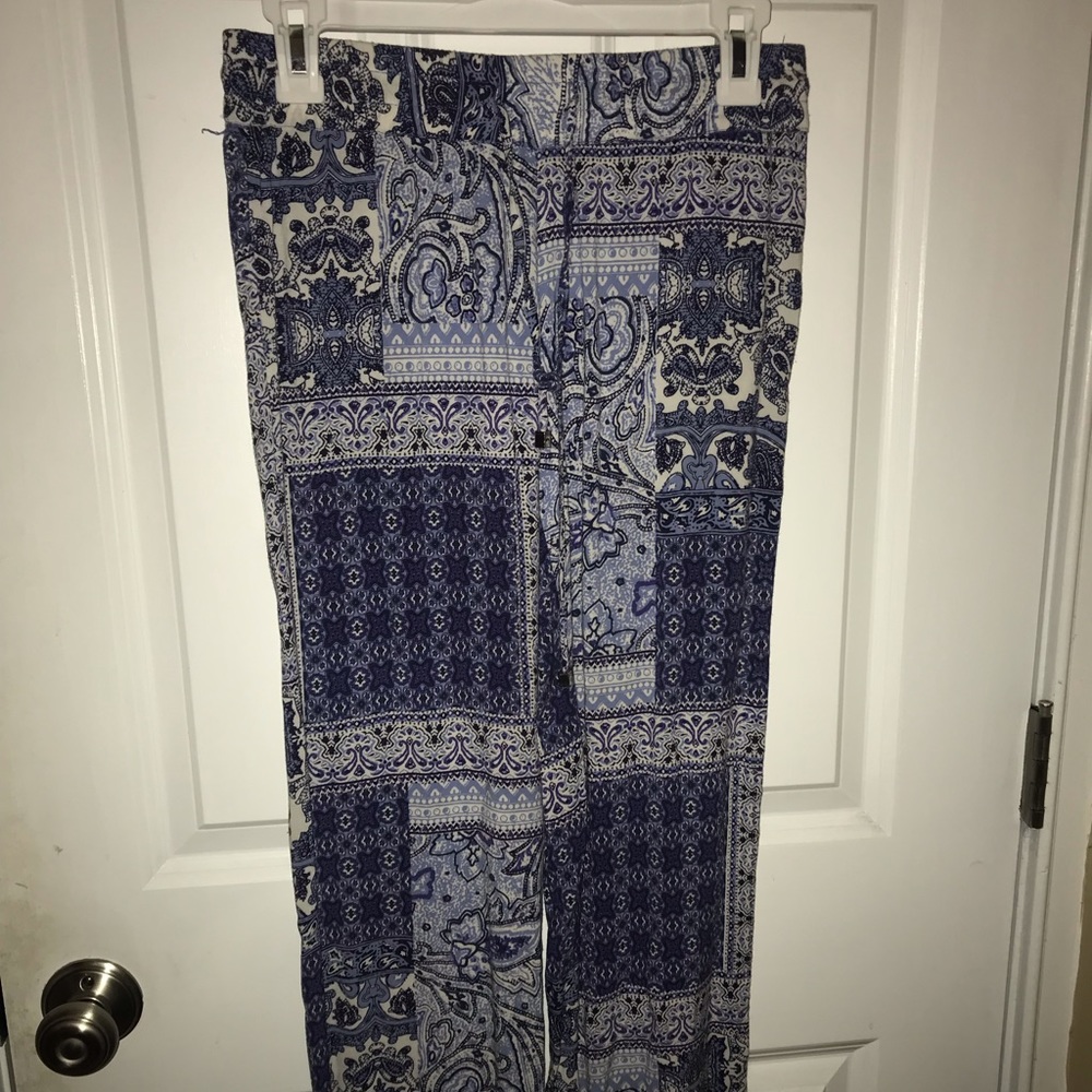 Pattered pants